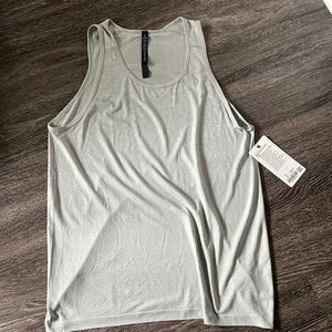 NWT lululemon metal vent tank top size XL